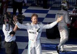 روزبرج سائق مرسيدس يفوز بسباق استراليا الافتتاحي
