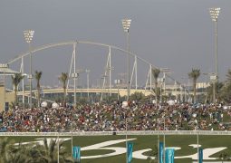 تلة أبوظبي تستقبل عددًا غير مسبوق من الجمهور خلال سباق جائزة الاتحاد للطيران الكبرى للفورمولا1 لعام 2016