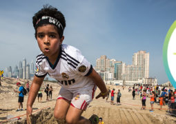انطلاق «تحدّي دبي للّياقة» بمشاركة الجماهير ومشاهير الرياضة