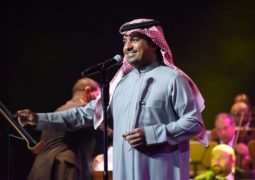 راشد الماجد يهدي أحدث أعماله للسعودية