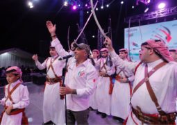 عمر العبداللات يحتفي بـ”عيد الإستقلال” للأردن بحفل وطني جماهيري